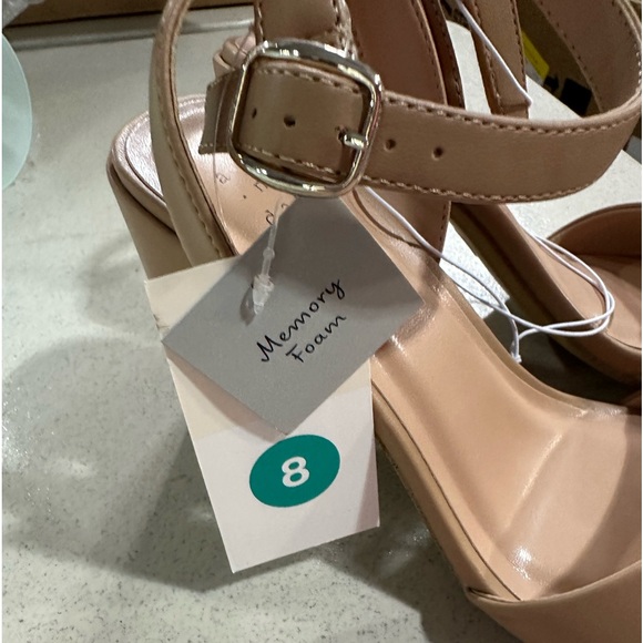Women’s a new day strapy heels with memory foam - Picture 4 of 6